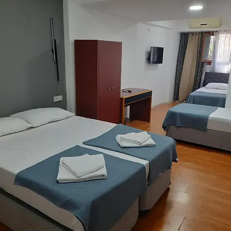 Ephesian Hotel & Guesthouse فندق مبيت وإفطار كوشاداسيه