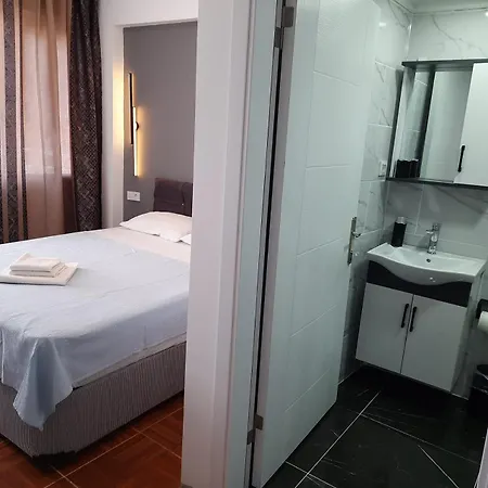 فندق مبيت وإفطار Ephesian Hotel & Guesthouse