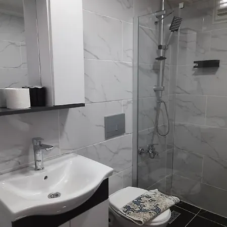 Ephesian Hotel & Guesthouse فندق مبيت وإفطار