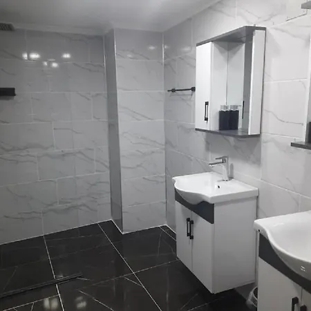 Ephesian & קוסדסי